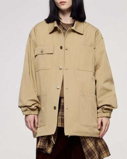 シンプルなワークジャケット