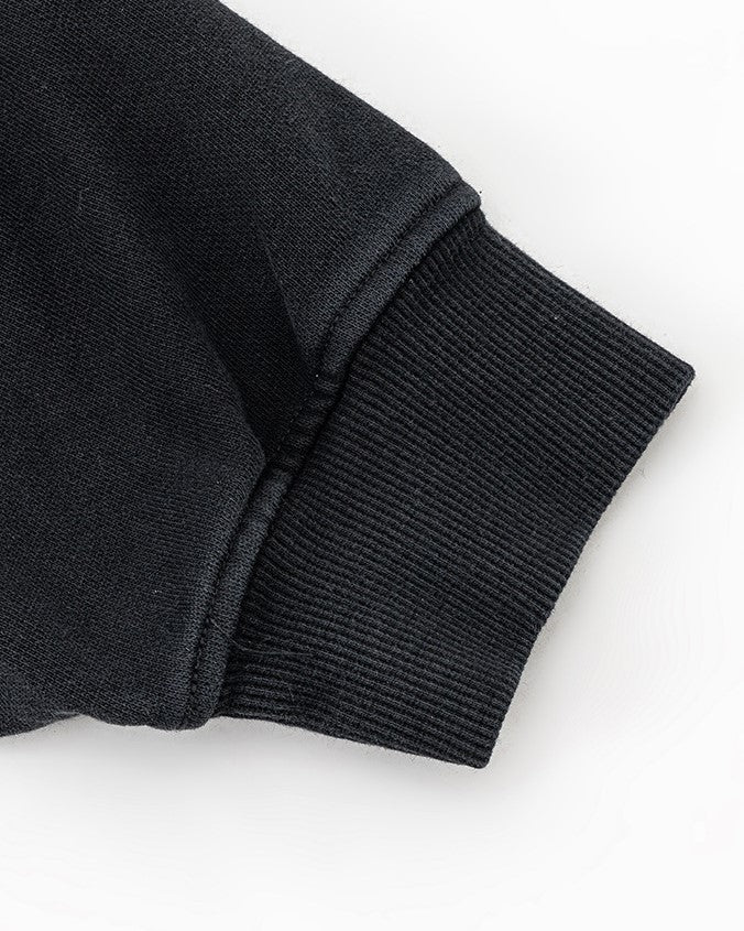 ダメージ加工のフード付きスウェットシャツ