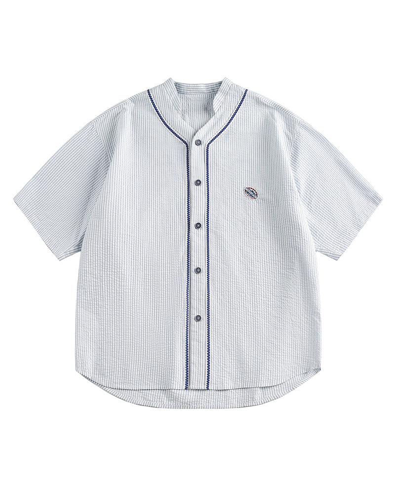 ストライプの半袖シャツ