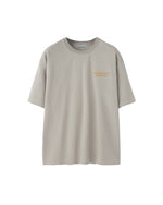 シンプルな刺繍の半袖