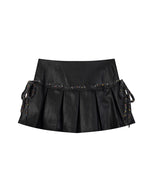 シンプルで万能なショートスカート