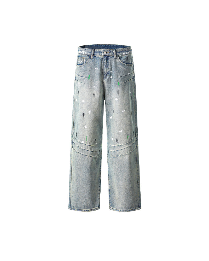 잉크가 묻은 캐주얼 청바지