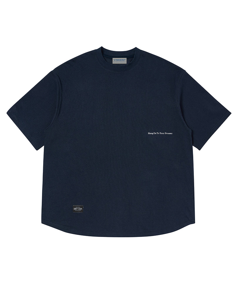 カジュアルな刺繍入りのゆったりとした半袖