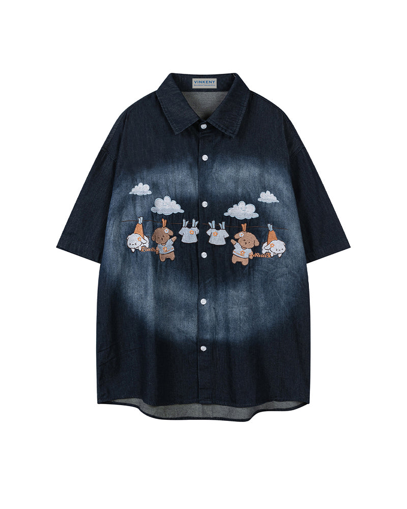 ダメージ加工の漫画風半袖シャツ