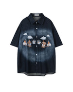 ダメージ加工の漫画風半袖シャツ