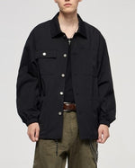 シンプルなワークジャケット