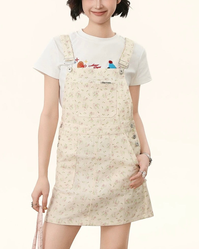 심플한 개성의 서스펜더 스커트