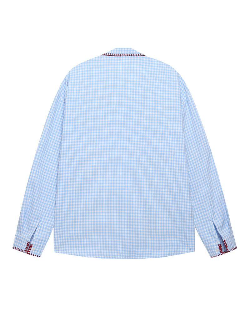 楽しいチェック柄の長袖シャツ