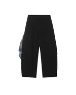 パーソナライズされたウォッシュ加工のデニムパンツ