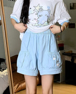 シンプルでゆったりとしたカジュアルショートパンツ