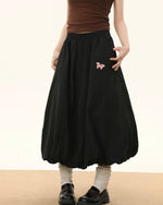 シンプルな個性スカート