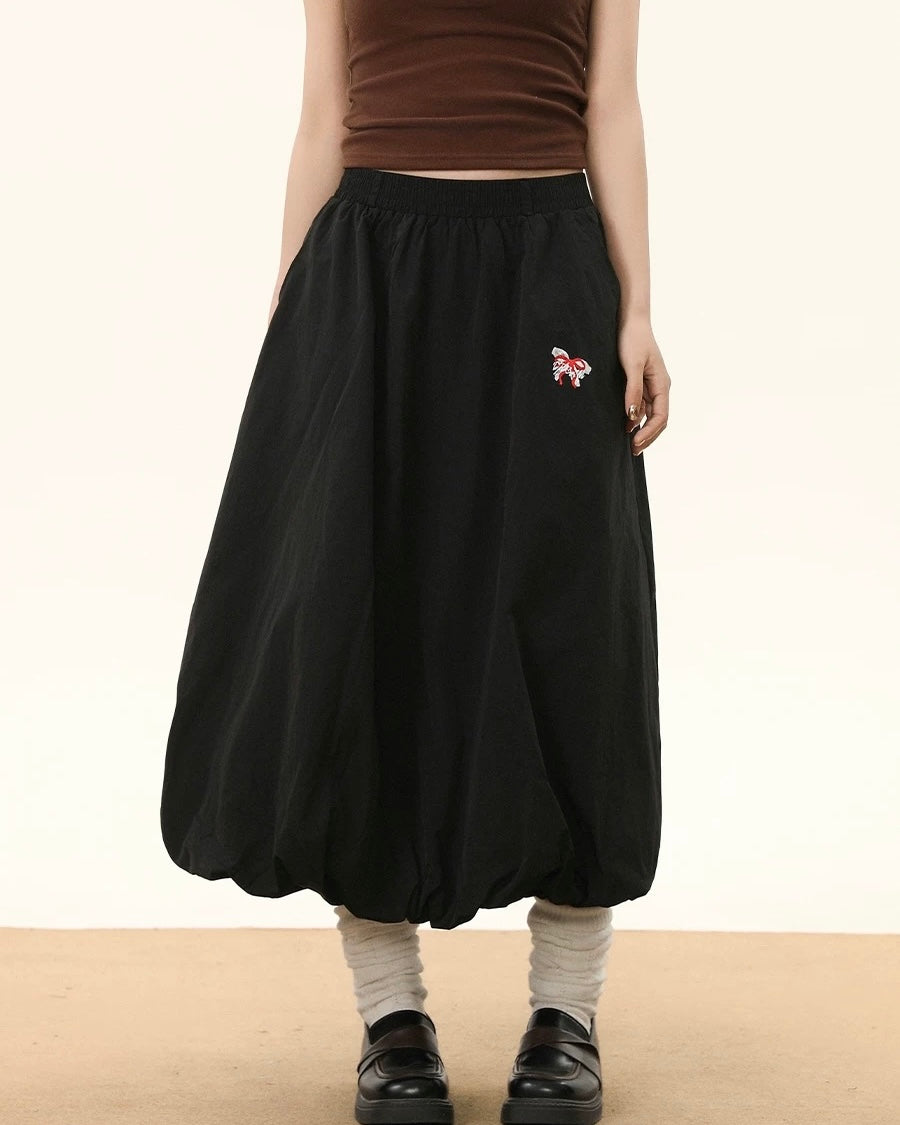 シンプルな個性スカート