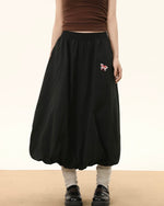 シンプルな個性スカート