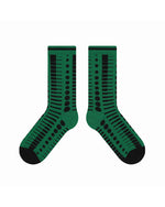 コントラストカラーの滑り止めソックス