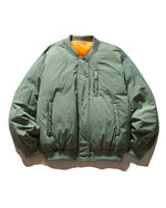 クラシックなホワイトダックダウンジャケット