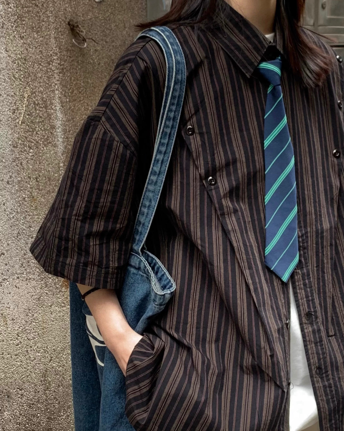 ストライプの半袖シャツ