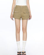 レトロなシンプルカジュアルショートパンツ