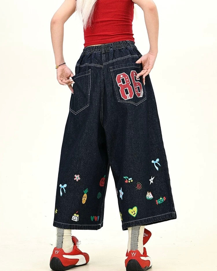 楽しいプリントのクロップドジーンズ