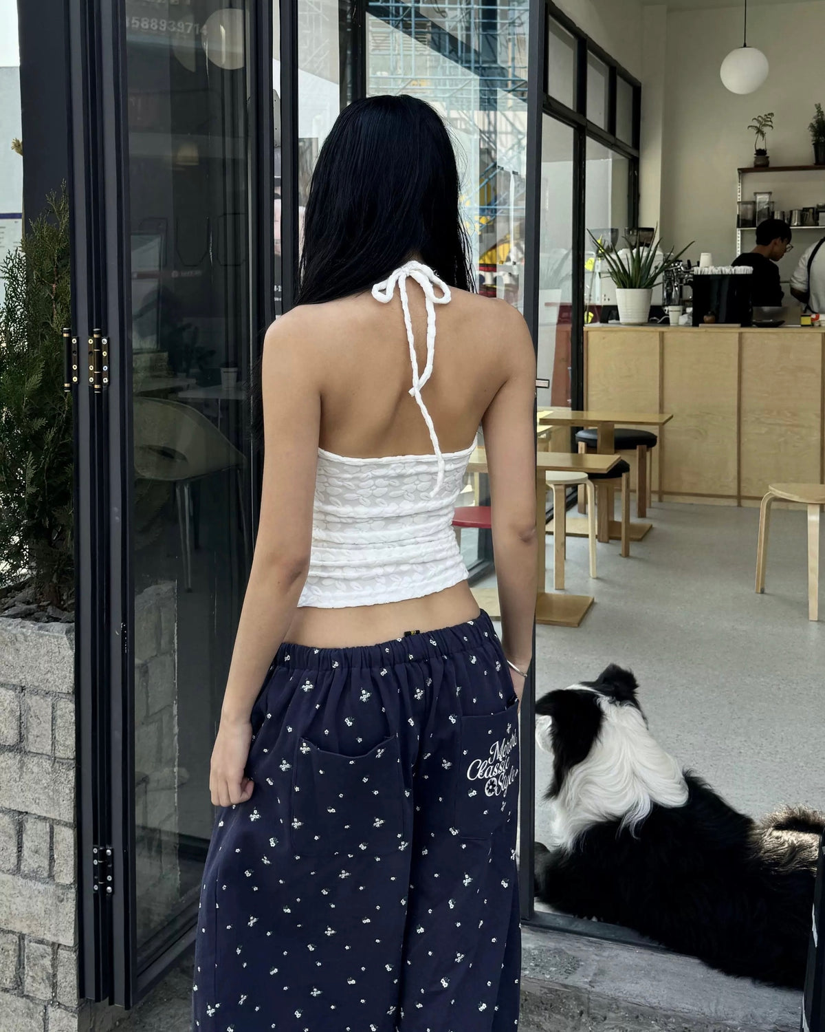 立体的なホルターストラップ