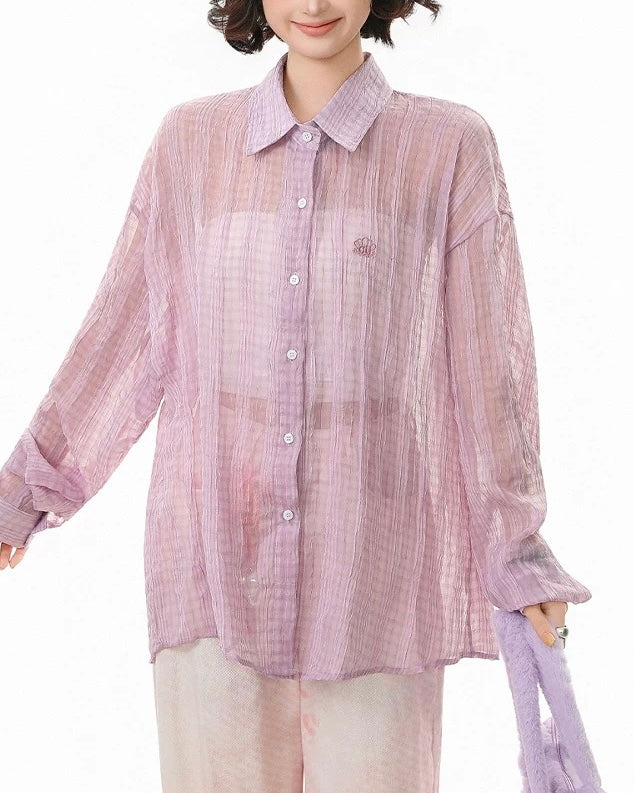 シンプルなゆったりチェックシャツ