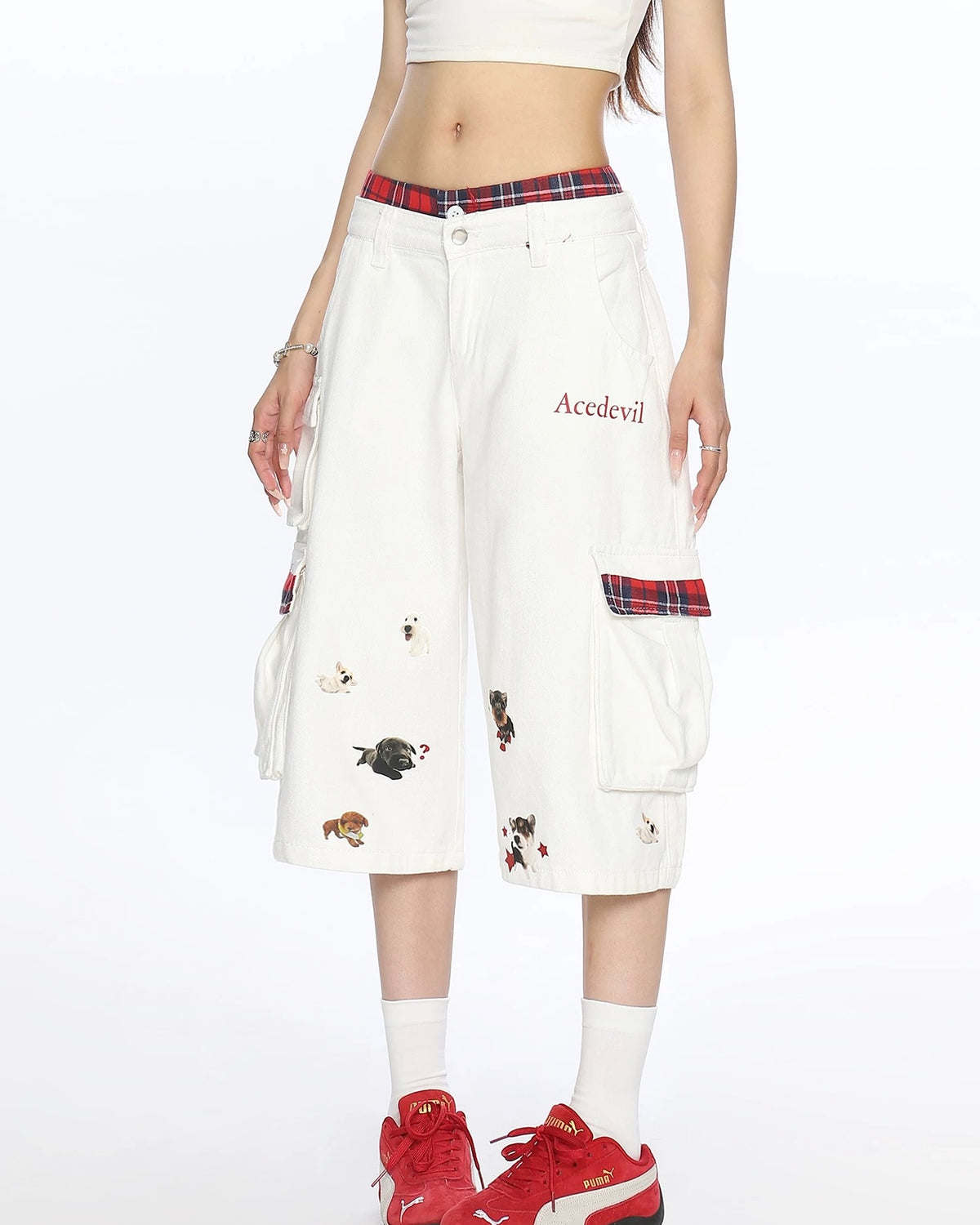 シンプルなカジュアルショートパンツ