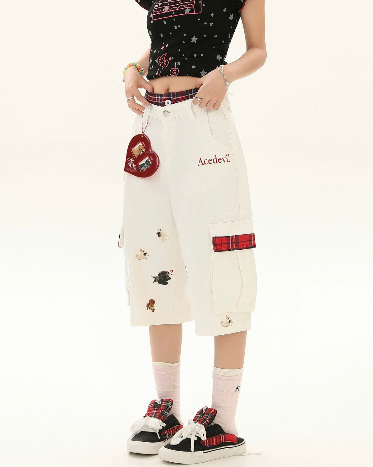 シンプルなカジュアルショートパンツ