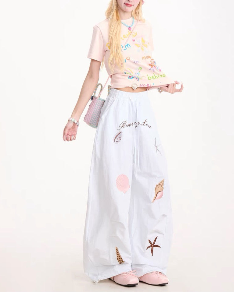 Fun pattern short sleeves