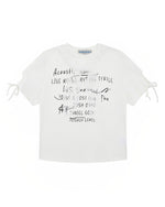 シンプルなデザインの半袖