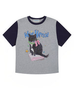 シンプルなデザインの半袖