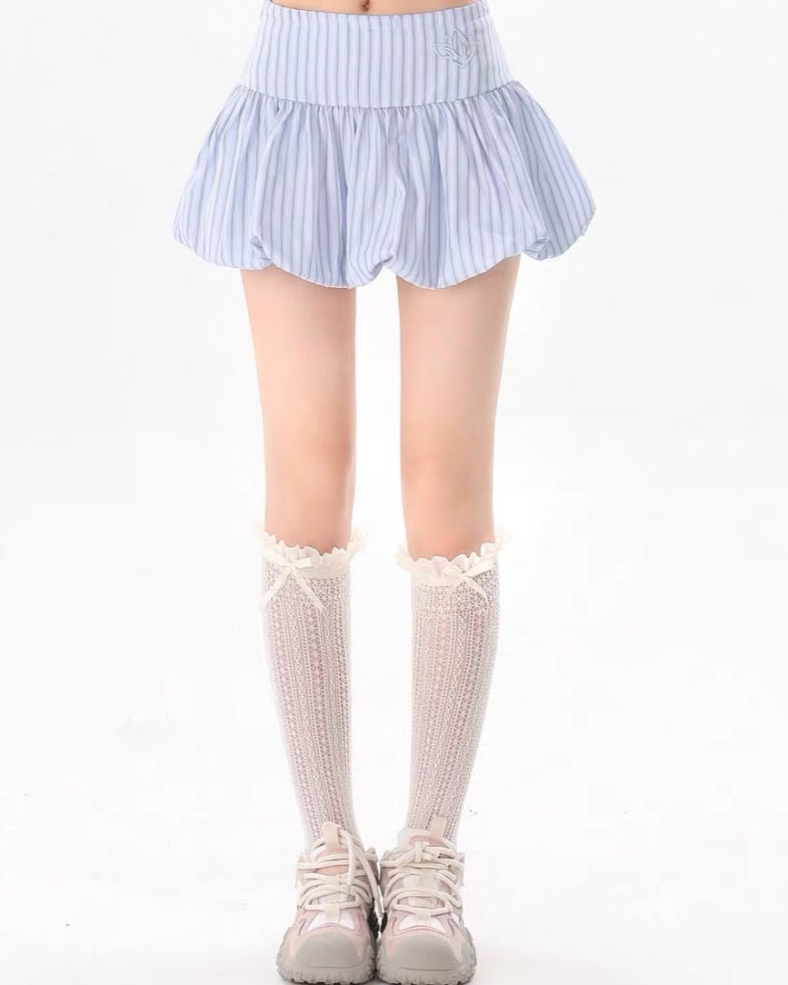 작은 생화꽃봉오리 짧은 치마