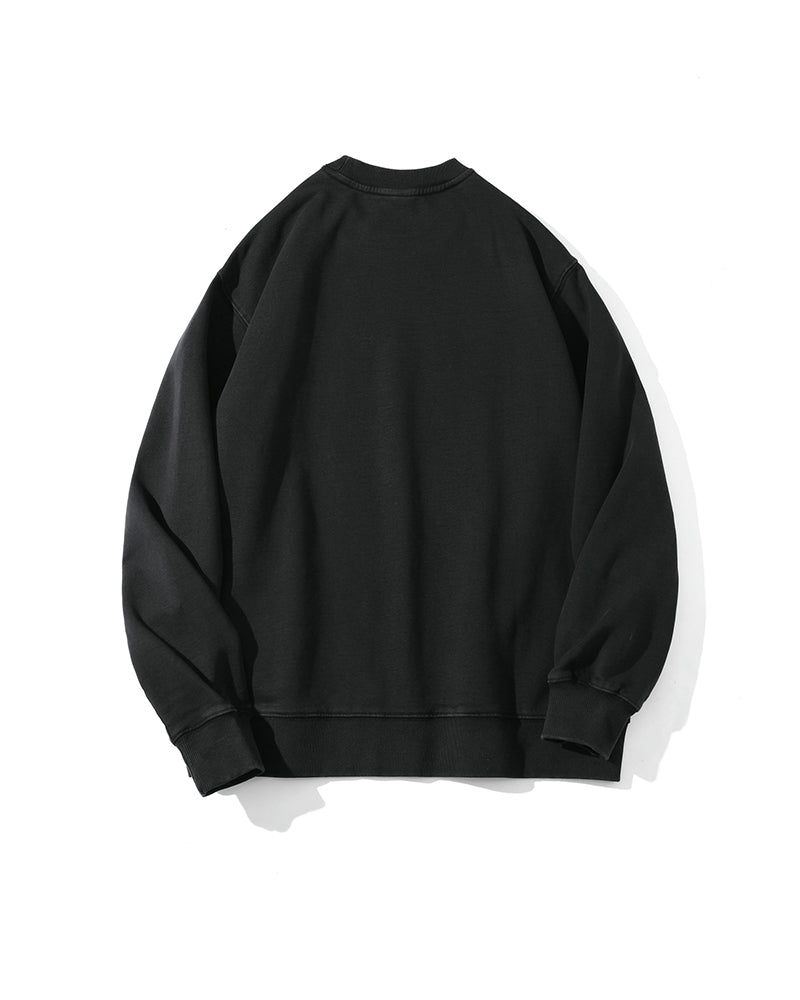 シンプルで汎用性の高いカジュアルスウェットシャツ