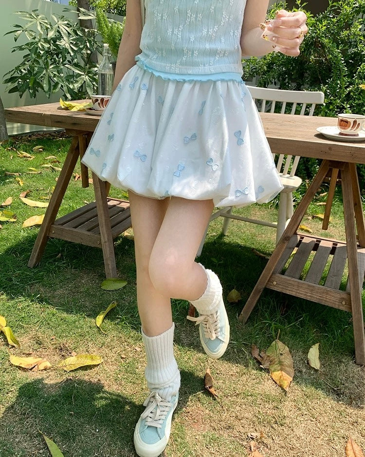 かわいいシンプルなスカート