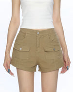 レトロなシンプルカジュアルショートパンツ