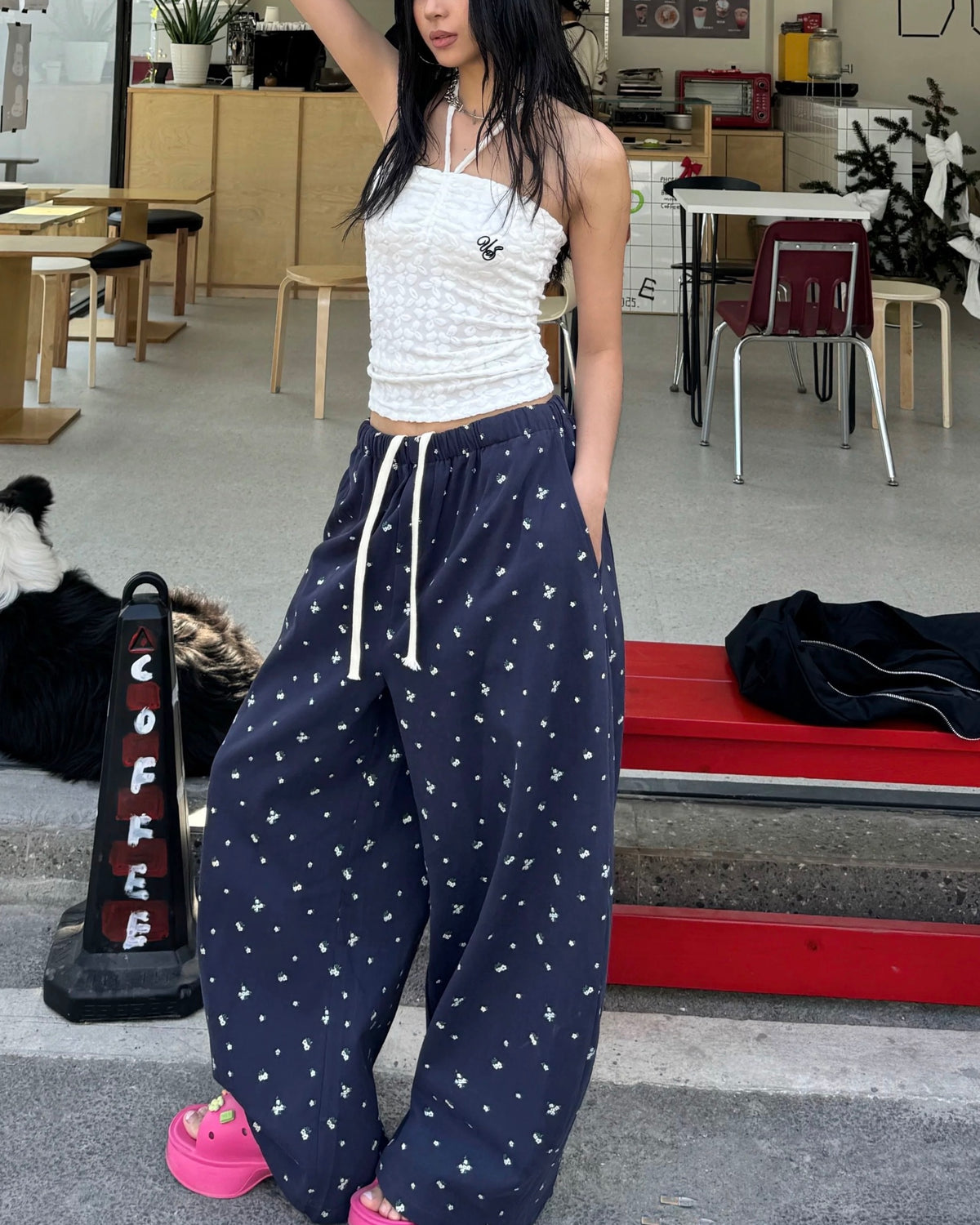 立体的なホルターストラップ