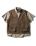 コントラストカラーステッチのフェイクツーピースシャツ