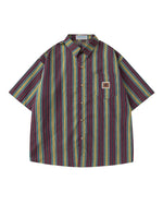 ストライプのゆったりとした半袖シャツ