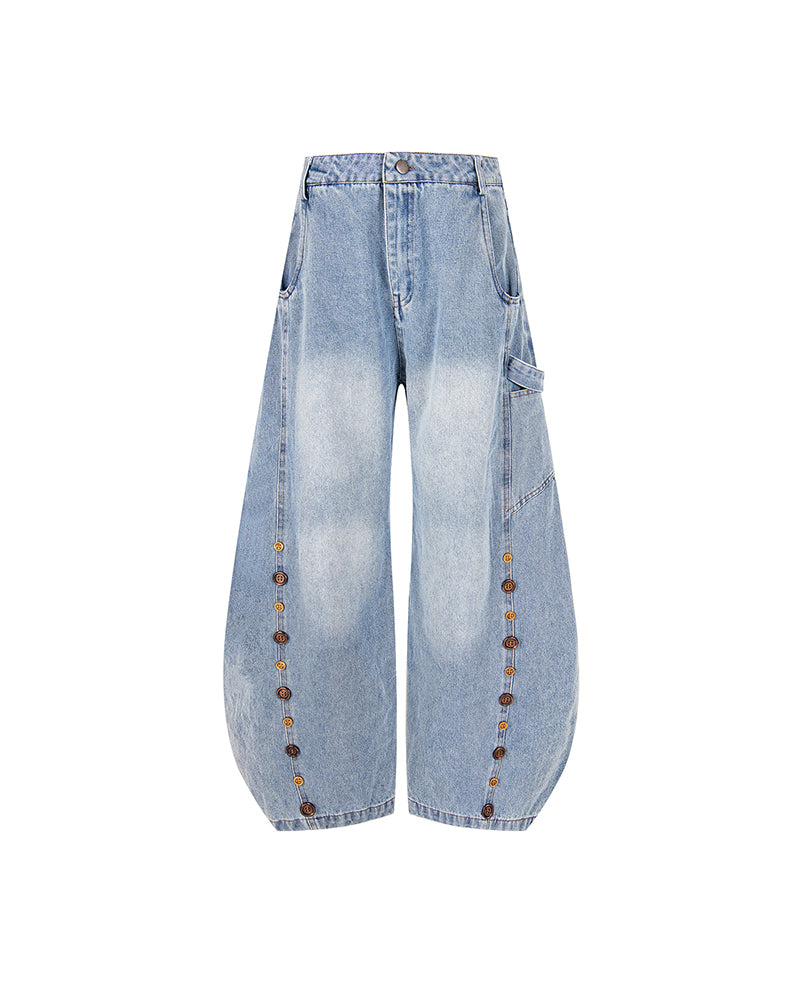 ボタン刺繍ジーンズ