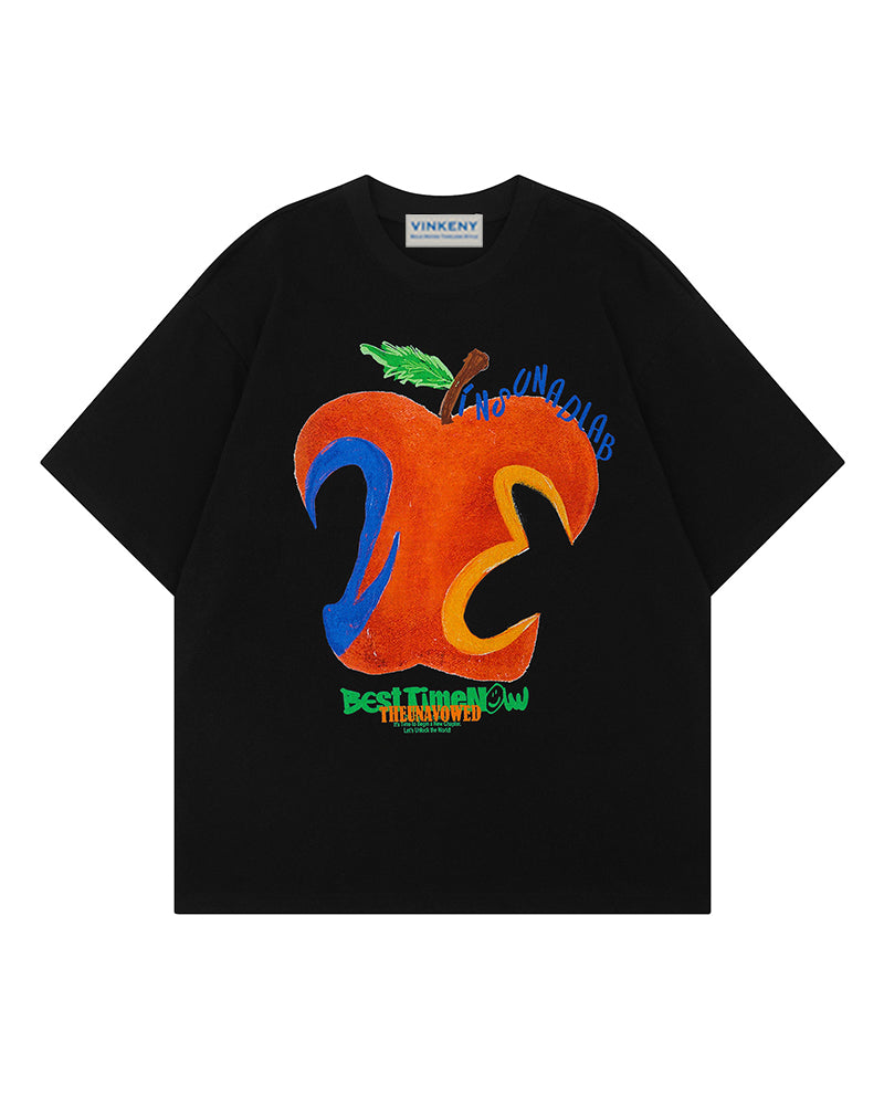 シンプルでゆったりとした半袖