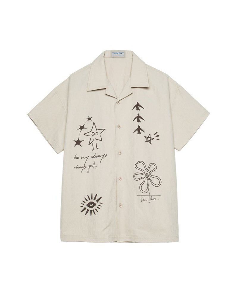 楽しいイラストが描かれた半袖シャツ