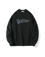 シンプルで汎用性の高いカジュアルスウェットシャツ