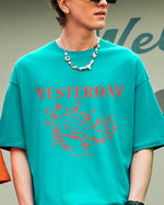 コントラストカラーの猫の半袖