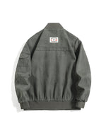 カジュアルなダメージ加工のベースボールジャケット