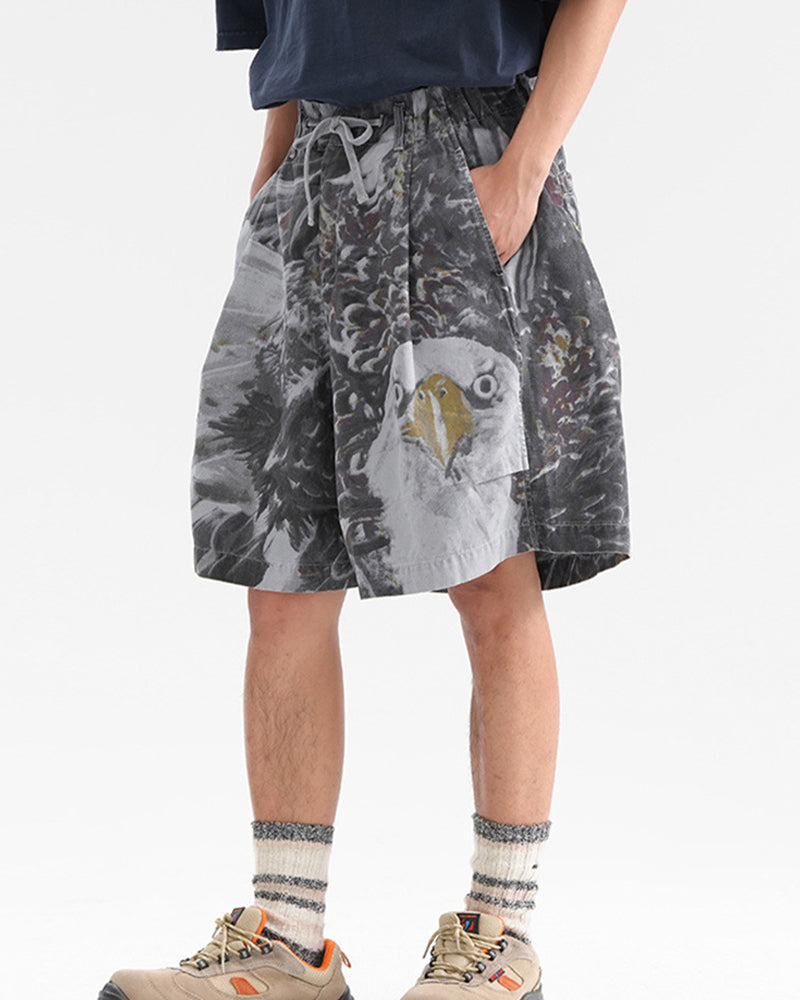 ストリートスタイルのワイドレッグパンツ