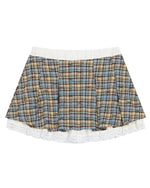 チェック柄のシンプルなスカート