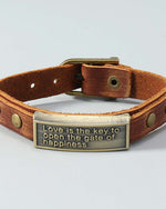 シンプルな多層レザーブレスレット