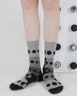 コントラストカラーの滑り止めソックス