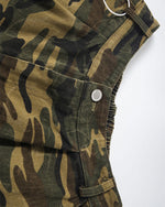 迷彩柄の漫画ショートパンツ