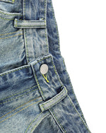 シンプルなデニムショートパンツ