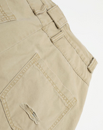 万能なウォッシュ加工デニムショートパンツ