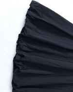 シンプルな個性スカート